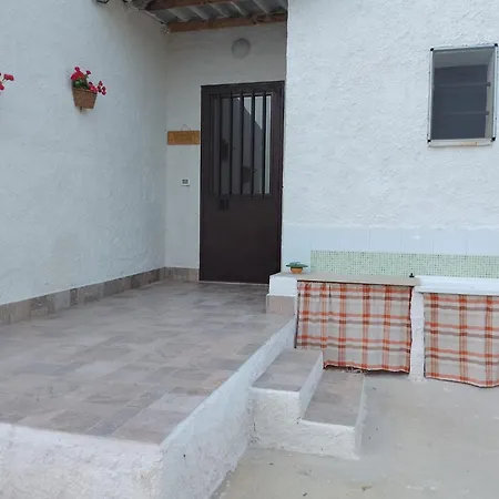 Casa Vacanza L'Agrumeto Marsala Exterior photo